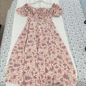 👗 Floral Off-Shoulder or On-Shoulder Midi Dress Size: XXS ✨